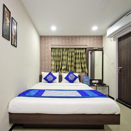 Oyo 8504 Namans Inn Kolkata Bagian luar foto