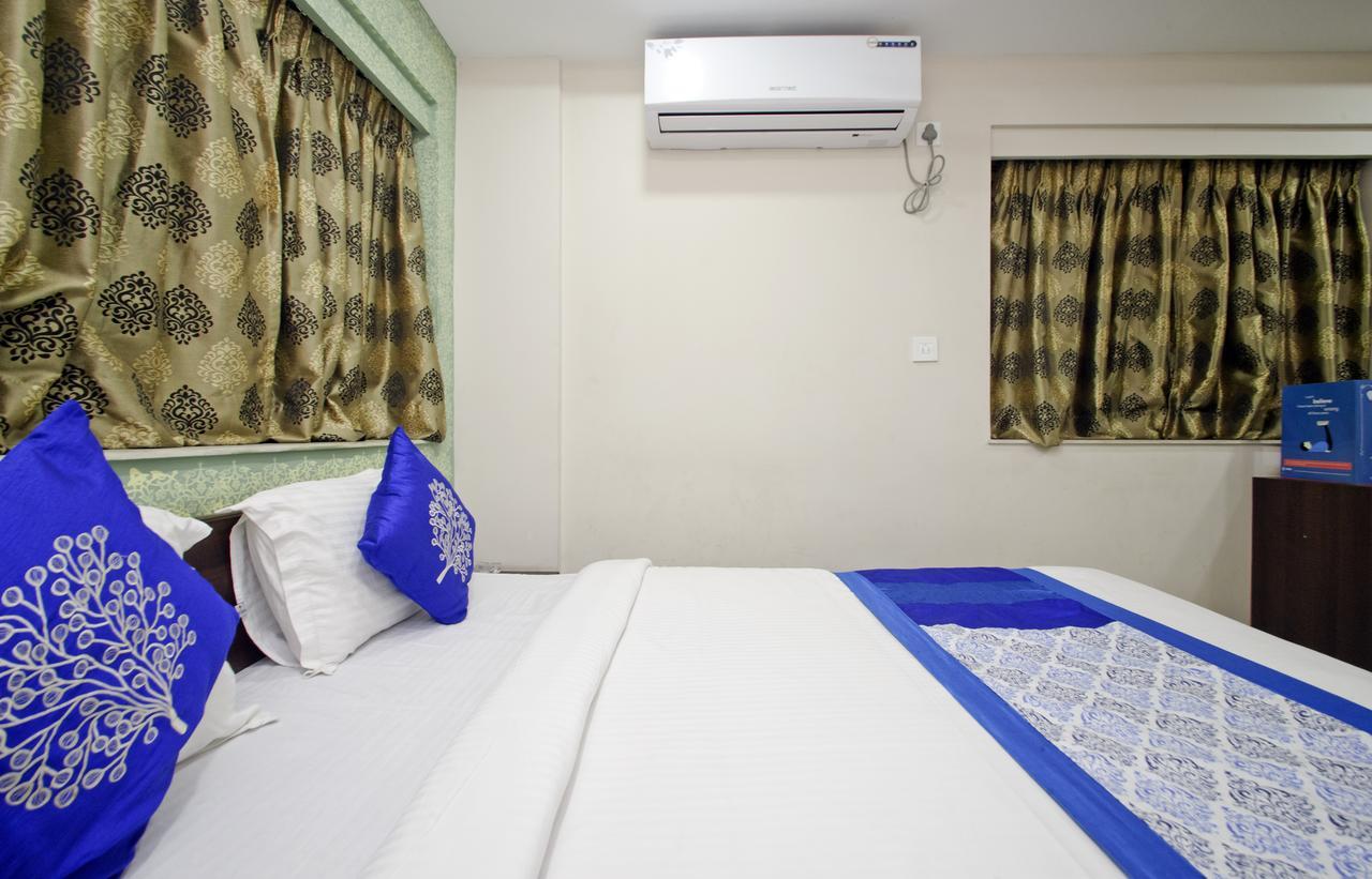 Oyo 8504 Namans Inn Kolkata Bagian luar foto