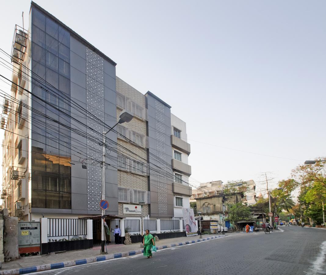 Oyo 8504 Namans Inn Kolkata Bagian luar foto