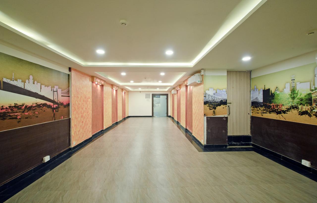 Oyo 8504 Namans Inn Kolkata Bagian luar foto