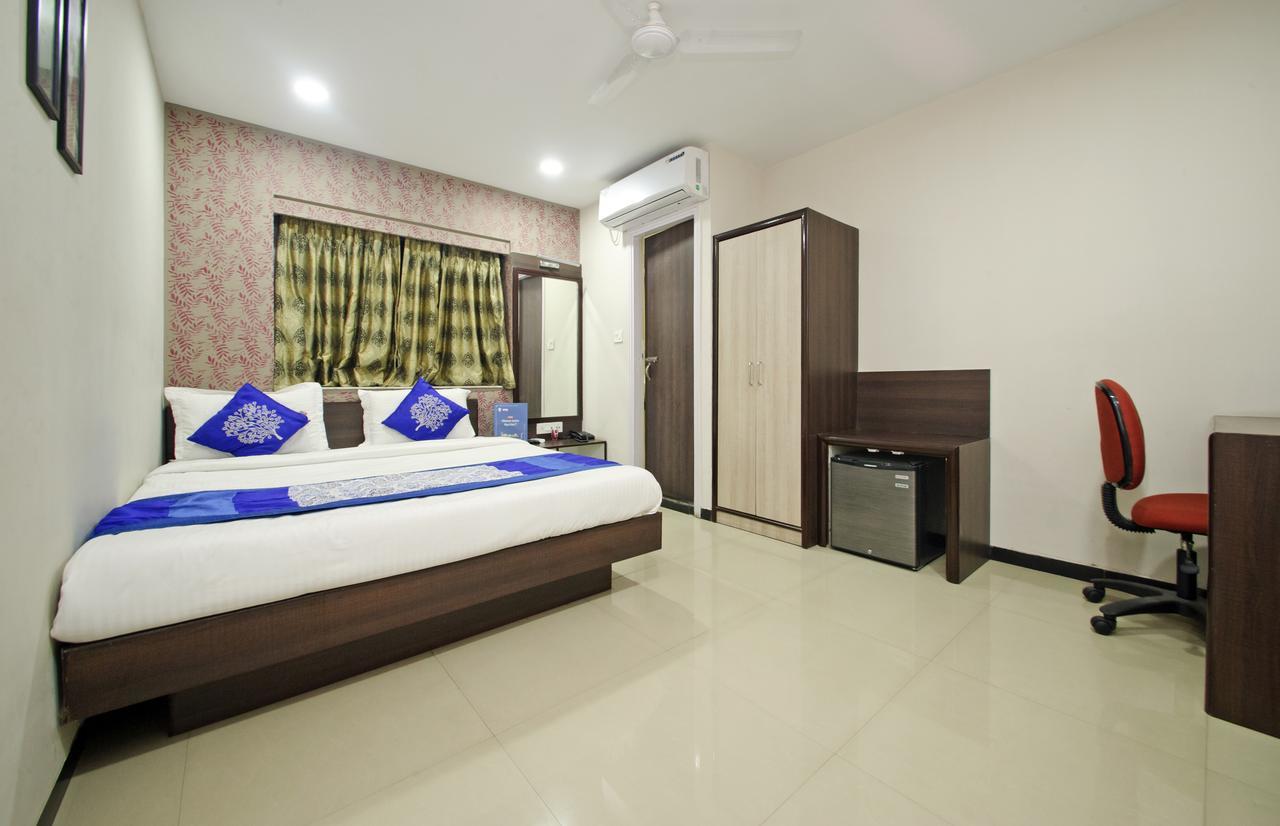Oyo 8504 Namans Inn Kolkata Bagian luar foto