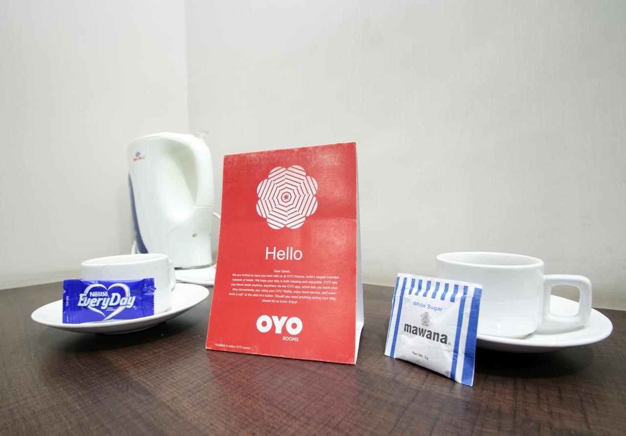 Oyo 8504 Namans Inn Kolkata Bagian luar foto